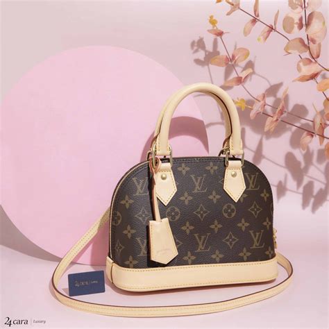 alma bb mini louis vuitton|louis vuitton alma bb reviews.